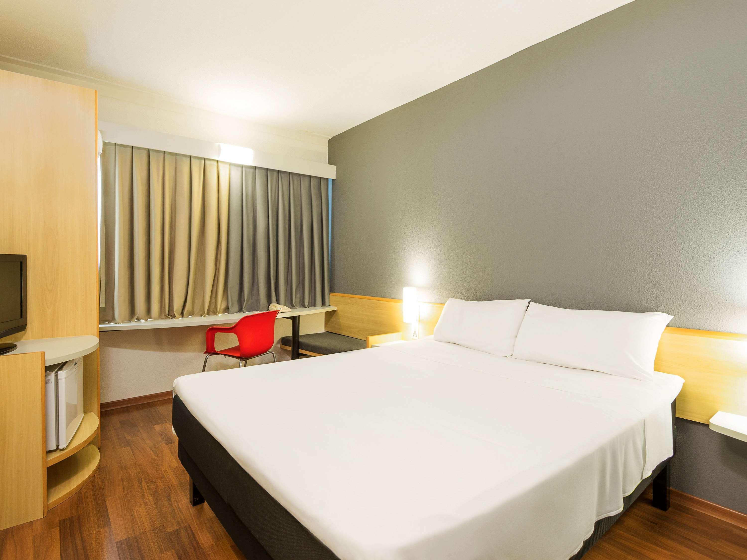 Ibis Sao Jose Dos Campos Colinas Hotel Exterior foto